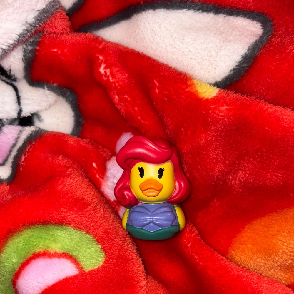 Ariel little mermaid 2 inch duckalooz Rubber Duck Toy BRAND NEW